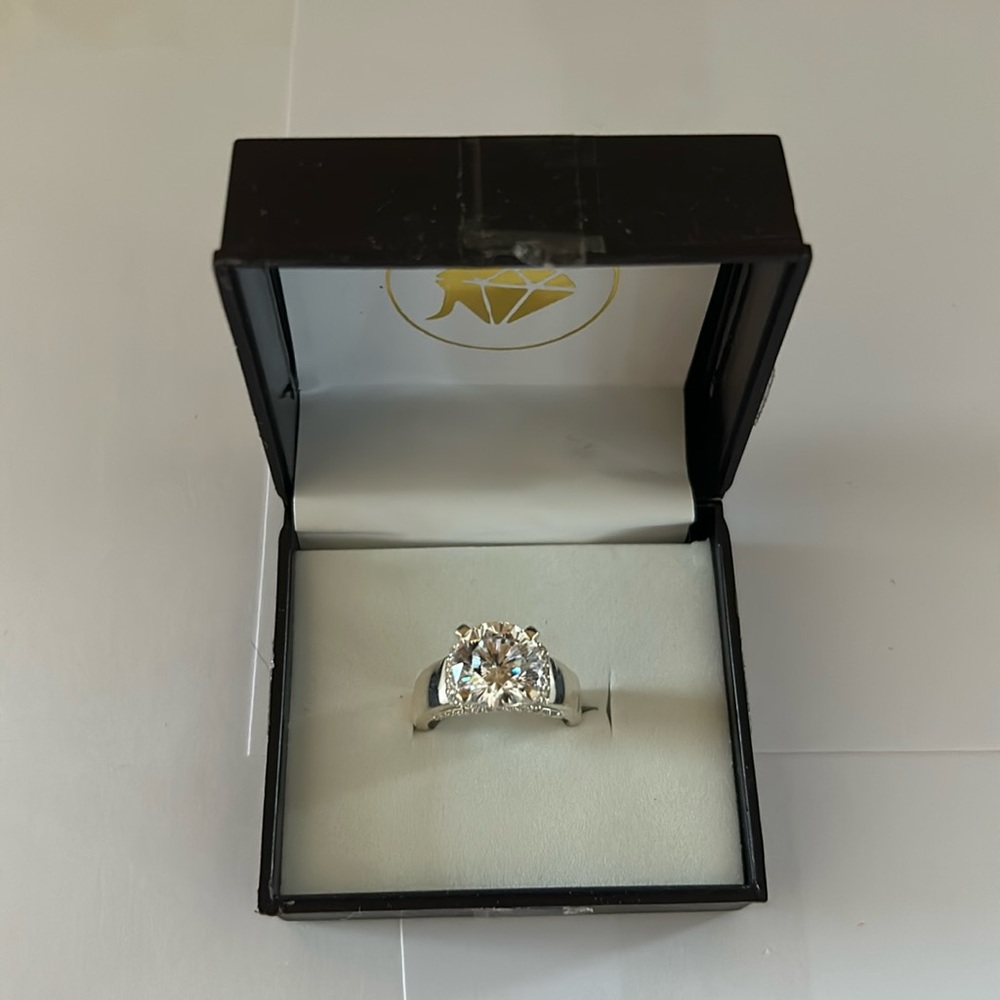 Cubic Zirconia 2 carat Sterling Silver ring size 7